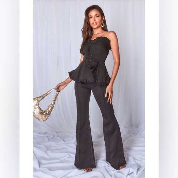 PrettyLittleThing Black Woven Frill Peplum Flared Jumpsuit Size 2 Nwt - Picture 1 of 8